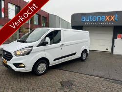 Ford Transit Custom 300 2.0 TDCI L2H1 Trend AIRCO I PDC I 3-ZITS I 1e EIGENAAR I COMPLETE ONDERHOUDSHISTORIE Ford Transit Custom 300 2.0 TDCI L2H1 Trend AIRCO I PDC I 3-ZITS I 1e EIGENAAR I COMPLETE ONDERHOUDSHISTORIE