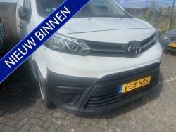 Toyota ProAce Worker 1.5 D-4D Comfort Damages on the exterior ,rondom beschadigingen. Geen APK no TUV